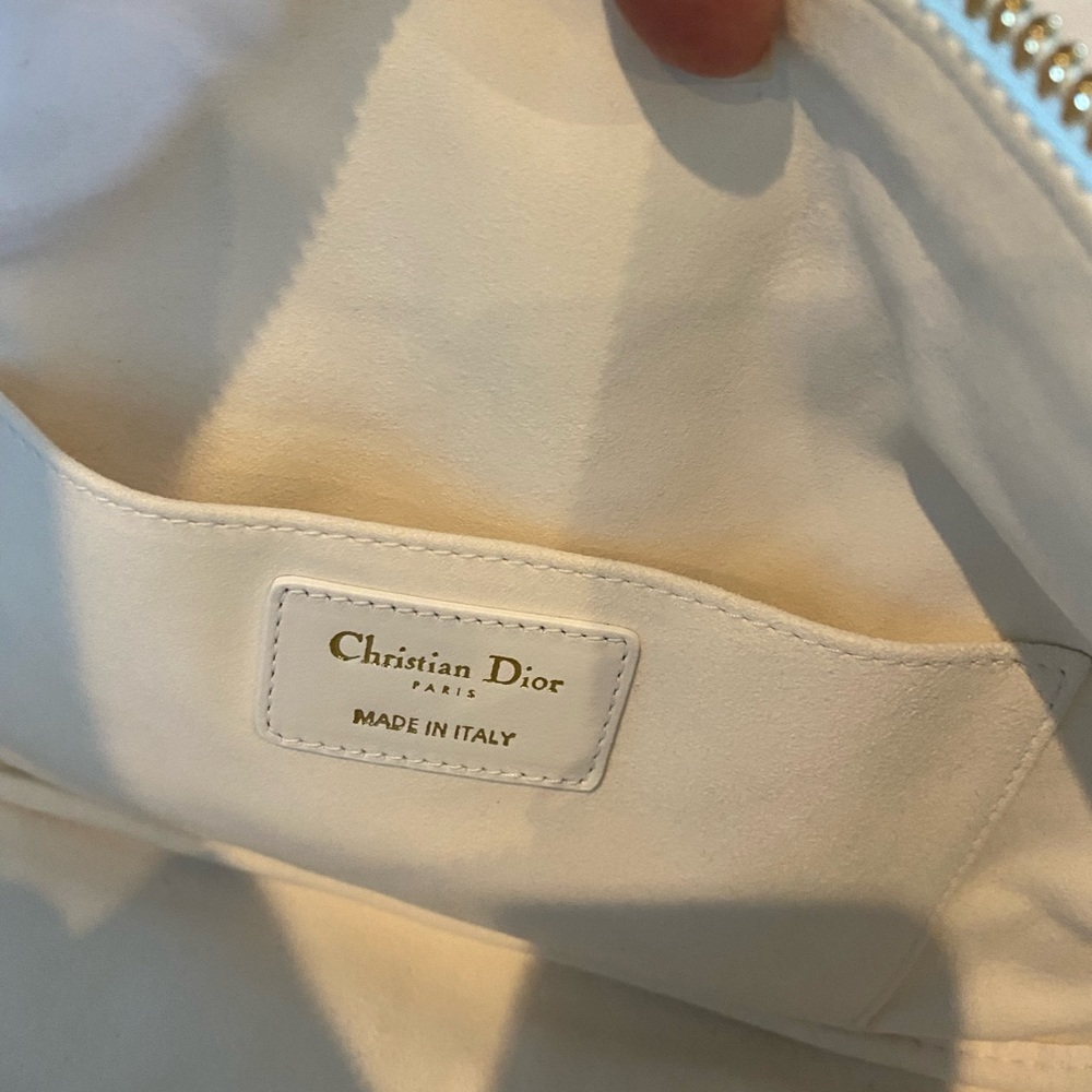 Christian Dior White & Black Cannage Leather Medium Vibe Hobo Purse - Picture 4 of 5